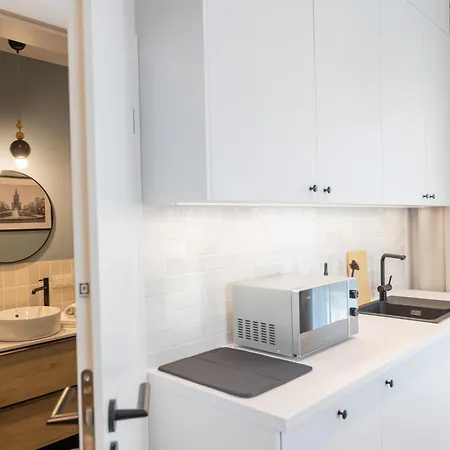 B85 Apartahotel Varsovia