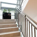 Hotel apartamentowy B85 Warszawa